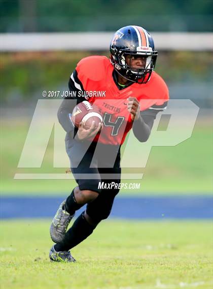 Thumbnail 3 in Kecoughtan @ Churchland photogallery.