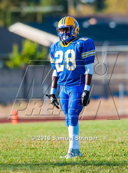 Thumbnail 2 in FR: Novato @ Newark Memorial photogallery.