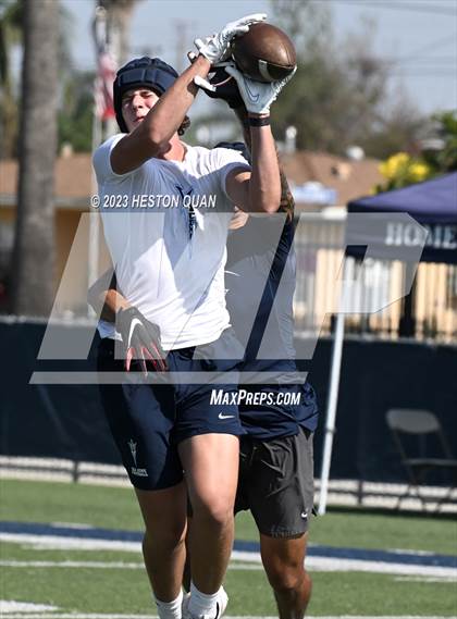 Thumbnail 2 in St. John Bosco vs. Corona del Mar (Brave 8 Invitational) photogallery.