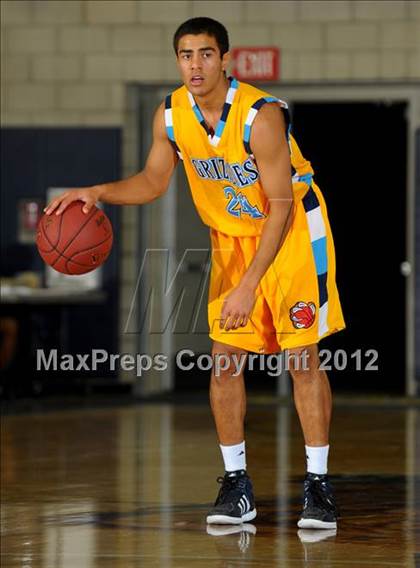 Thumbnail 1 in Pomona vs Los Osos (I Have A Dream Classic) photogallery.