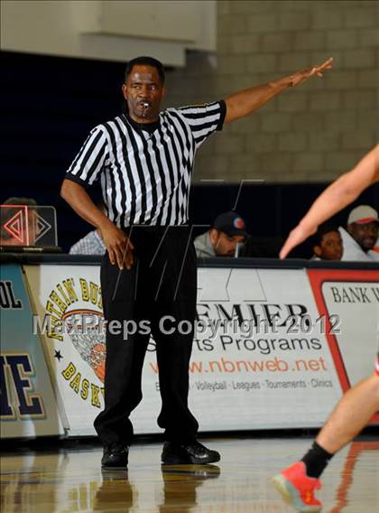 Thumbnail 1 in Pomona vs Los Osos (I Have A Dream Classic) photogallery.