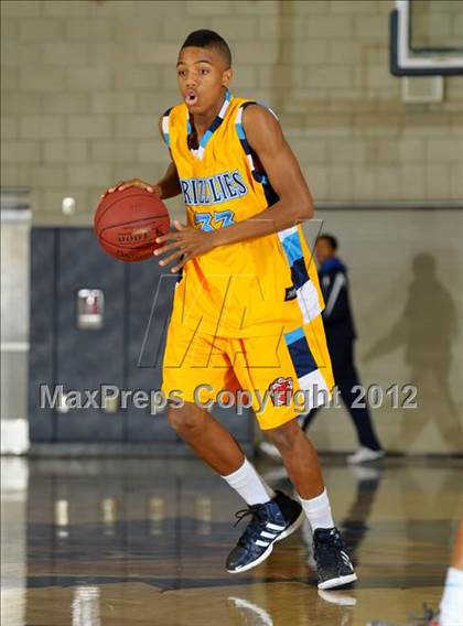 Thumbnail 2 in Pomona vs Los Osos (I Have A Dream Classic) photogallery.
