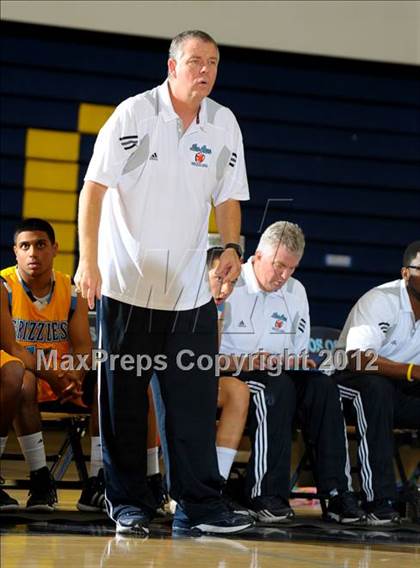 Thumbnail 1 in Pomona vs Los Osos (I Have A Dream Classic) photogallery.