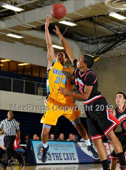 Thumbnail 2 in Pomona vs Los Osos (I Have A Dream Classic) photogallery.