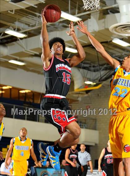 Thumbnail 2 in Pomona vs Los Osos (I Have A Dream Classic) photogallery.