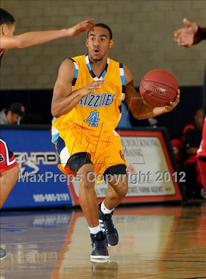 Thumbnail 2 in Pomona vs Los Osos (I Have A Dream Classic) photogallery.