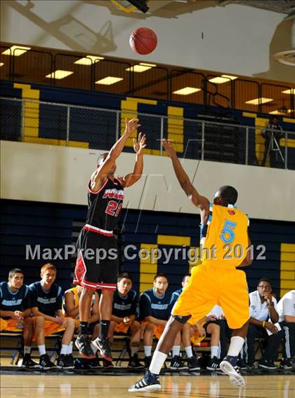 Thumbnail 3 in Pomona vs Los Osos (I Have A Dream Classic) photogallery.