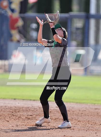Thumbnail 3 in Reedley @ Fowler (CIF CS Softball Championships-Division 3) photogallery.
