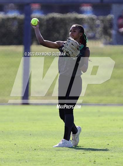 Thumbnail 3 in Reedley @ Fowler (CIF CS Softball Championships-Division 3) photogallery.