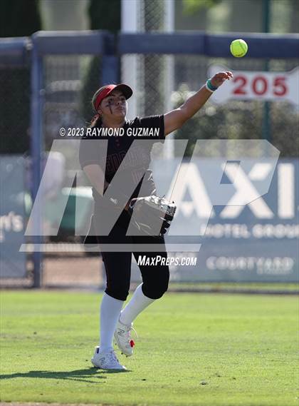 Thumbnail 1 in Reedley @ Fowler (CIF CS Softball Championships-Division 3) photogallery.
