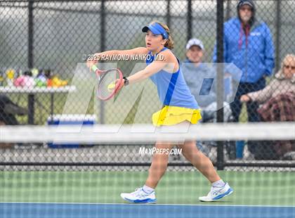 Thumbnail 3 in Greenfield-Central vs Hamilton Southeastern (Delta Invitational)  photogallery.