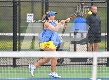 Thumbnail 2 in Greenfield-Central vs Hamilton Southeastern (Delta Invitational)  photogallery.