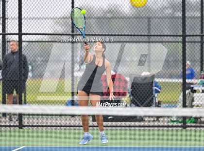 Thumbnail 2 in Greenfield-Central vs Hamilton Southeastern (Delta Invitational)  photogallery.