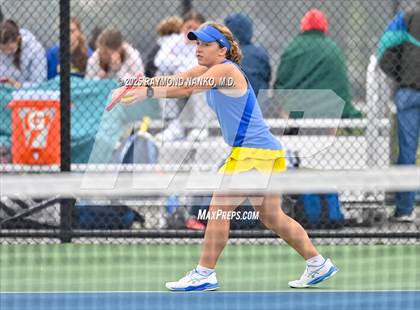 Thumbnail 2 in Greenfield-Central vs Hamilton Southeastern (Delta Invitational)  photogallery.