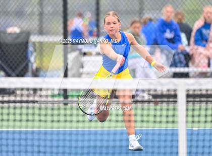 Thumbnail 1 in Greenfield-Central vs Hamilton Southeastern (Delta Invitational)  photogallery.