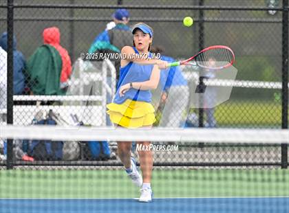 Thumbnail 2 in Greenfield-Central vs Hamilton Southeastern (Delta Invitational)  photogallery.
