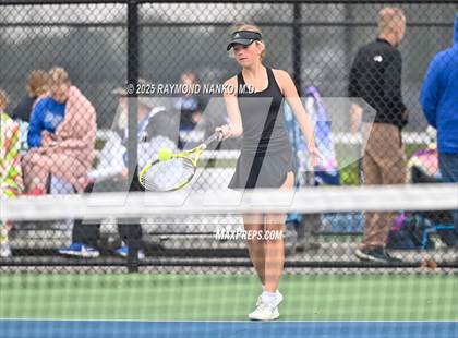 Thumbnail 1 in Greenfield-Central vs Hamilton Southeastern (Delta Invitational)  photogallery.