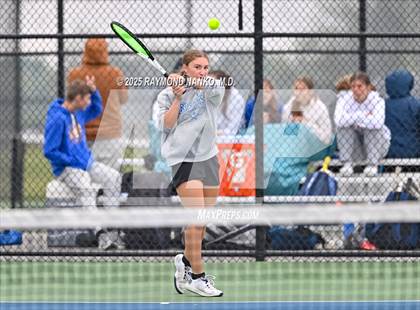 Thumbnail 3 in Greenfield-Central vs Hamilton Southeastern (Delta Invitational)  photogallery.