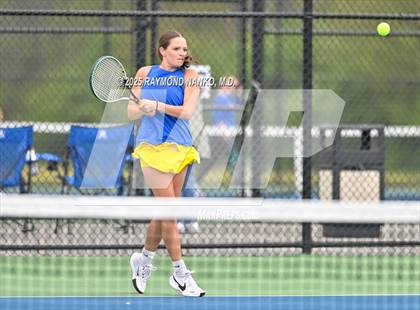 Thumbnail 3 in Greenfield-Central vs Hamilton Southeastern (Delta Invitational)  photogallery.