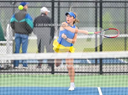 Thumbnail 3 in Greenfield-Central vs Hamilton Southeastern (Delta Invitational)  photogallery.