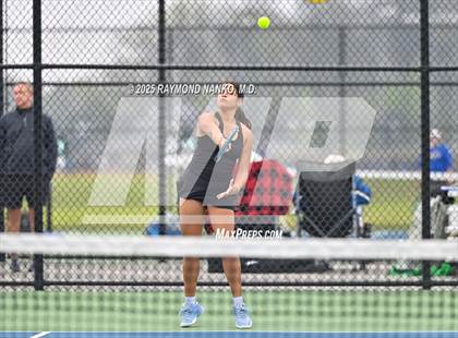 Thumbnail 3 in Greenfield-Central vs Hamilton Southeastern (Delta Invitational)  photogallery.