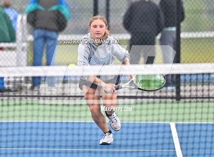 Thumbnail 3 in Greenfield-Central vs Hamilton Southeastern (Delta Invitational)  photogallery.