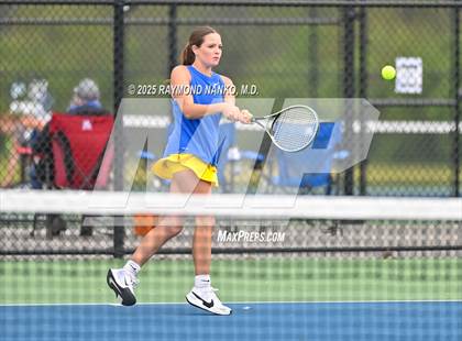 Thumbnail 1 in Greenfield-Central vs Hamilton Southeastern (Delta Invitational)  photogallery.