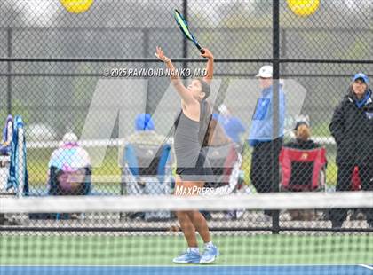 Thumbnail 1 in Greenfield-Central vs Hamilton Southeastern (Delta Invitational)  photogallery.