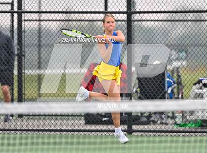 Thumbnail 2 in Greenfield-Central vs Hamilton Southeastern (Delta Invitational)  photogallery.