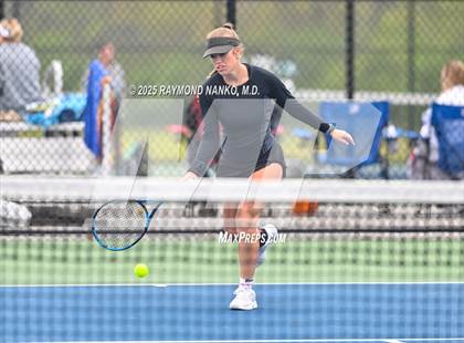 Thumbnail 2 in Greenfield-Central vs Hamilton Southeastern (Delta Invitational)  photogallery.