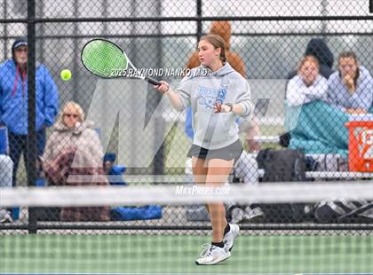 Thumbnail 2 in Greenfield-Central vs Hamilton Southeastern (Delta Invitational)  photogallery.