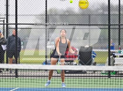 Thumbnail 1 in Greenfield-Central vs Hamilton Southeastern (Delta Invitational)  photogallery.