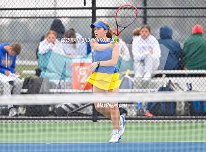 Thumbnail 2 in Greenfield-Central vs Hamilton Southeastern (Delta Invitational)  photogallery.
