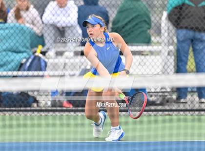 Thumbnail 2 in Greenfield-Central vs Hamilton Southeastern (Delta Invitational)  photogallery.