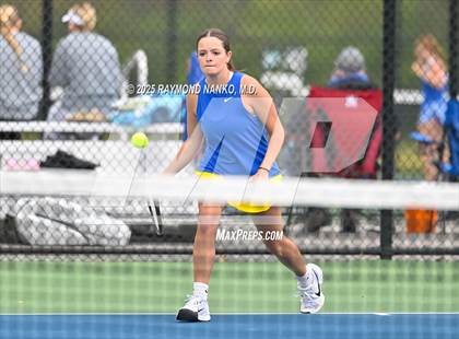 Thumbnail 1 in Greenfield-Central vs Hamilton Southeastern (Delta Invitational)  photogallery.