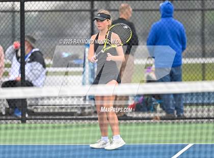 Thumbnail 3 in Greenfield-Central vs Hamilton Southeastern (Delta Invitational)  photogallery.
