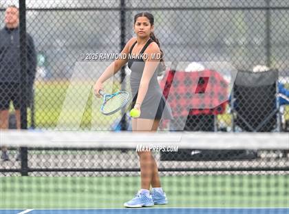 Thumbnail 3 in Greenfield-Central vs Hamilton Southeastern (Delta Invitational)  photogallery.