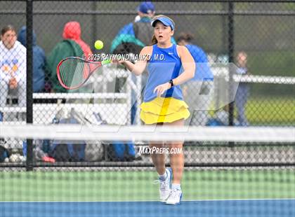 Thumbnail 2 in Greenfield-Central vs Hamilton Southeastern (Delta Invitational)  photogallery.