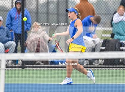 Thumbnail 2 in Greenfield-Central vs Hamilton Southeastern (Delta Invitational)  photogallery.