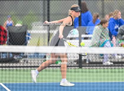 Thumbnail 2 in Greenfield-Central vs Hamilton Southeastern (Delta Invitational)  photogallery.