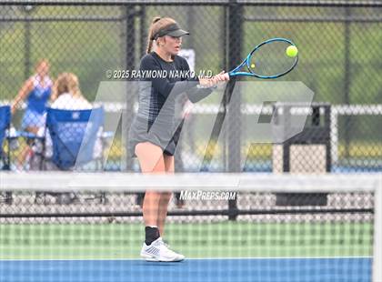 Thumbnail 2 in Greenfield-Central vs Hamilton Southeastern (Delta Invitational)  photogallery.