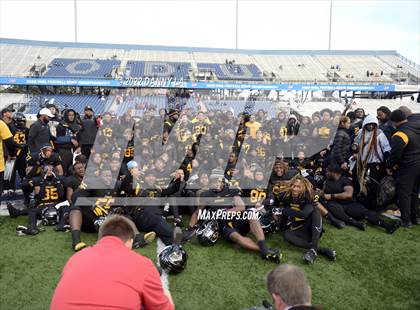 Thumbnail 3 in Maury @ Highland Springs (VHSL Class 5 Final) photogallery.