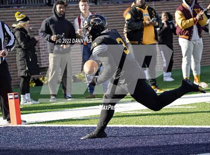 Thumbnail 2 in Maury @ Highland Springs (VHSL Class 5 Final) photogallery.