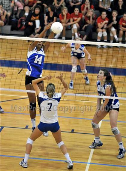 Thumbnail 3 in East Lake vs. Lake Worth Christian photogallery.