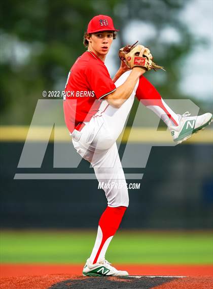 Thumbnail 1 in The Woodlands vs Grand Oaks photogallery.