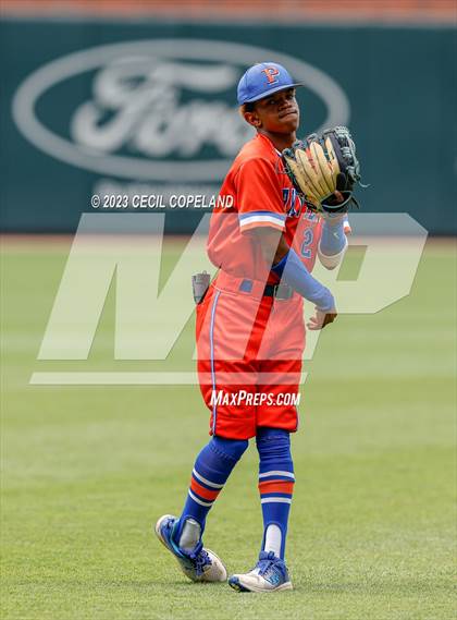 Thumbnail 2 in Parkview vs. Lowndes (GHSA 7A Championship - Game 2) - Parkview Images photogallery.