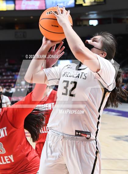 Thumbnail 1 in Monument Valley vs. Chinle (AIA 3A Quarterfinal) photogallery.