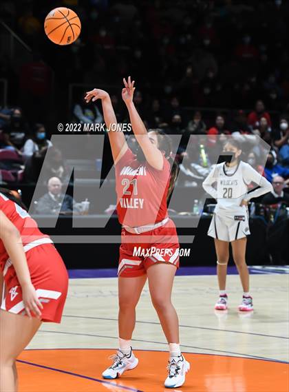 Thumbnail 1 in Monument Valley vs. Chinle (AIA 3A Quarterfinal) photogallery.