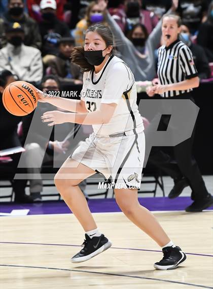Thumbnail 2 in Monument Valley vs. Chinle (AIA 3A Quarterfinal) photogallery.