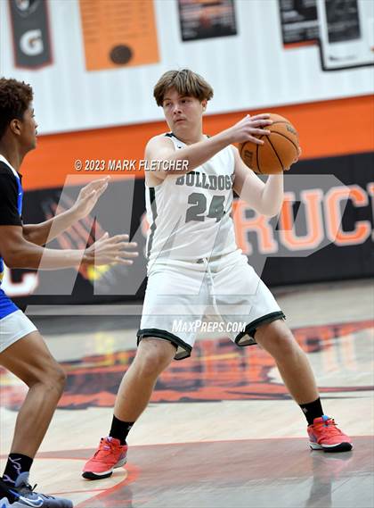 Thumbnail 3 in DeLand vs Mainland (JV Shoot-out at Spruce Creek) photogallery.